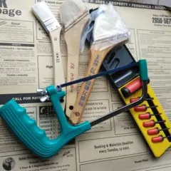 特売／大工道具【新品】ミニドライバーセット6本：コンパクトハクソー：万能刷毛3本