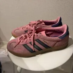 adidas GAZELLE ピンク スニーカー