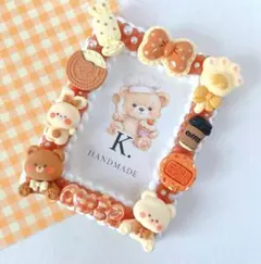 ホイップデコ⭐︎硬質トレカケース B8サイズ⭐︎推し活⭐︎くま　肉球　キュート　y2k