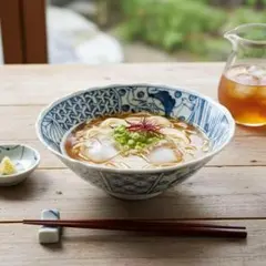 【 九谷焼 幸窯 上絵染付 捻り祥瑞 鬼文 輪花 中鉢 新品 】のサムネイル