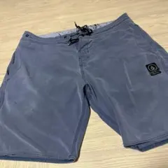 VOLCOM ショートパンツ 32インチ 水着 水陸両用のサムネイル