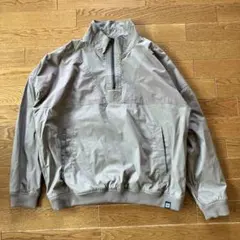 GU×アエロシン・レックス・メストロヴィック　ビッグオーバーサイズプルオーバー