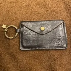 IL BISONTE レザーキーケース ブラック