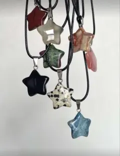 SHEIN　星形ペンダントネックレス 3つセット