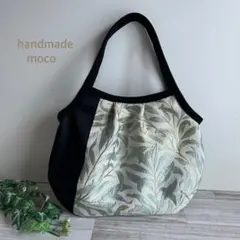 Item thumbnail for item c2b90403-d5e2-4292-acbe-01e410c89f11