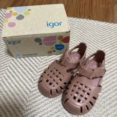 Item thumbnail for item 2566eeb9-92ee-4e4e-b2a8-05a26dd2c1d1