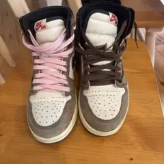 Travis Scott × Nike Air Jordan1 HighOGのサムネイル