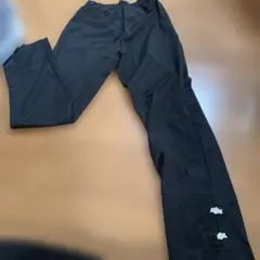 黒　ストレッチパンツ