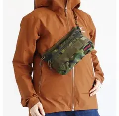 【未使用に近い】ブリーフィング / サコッシュM SLパッカブル/カモフラージュ