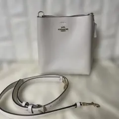 COACH モリーショルダーバッグ ホワイトのサムネイル