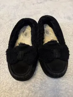 UGG ブラック モカシン　23cm