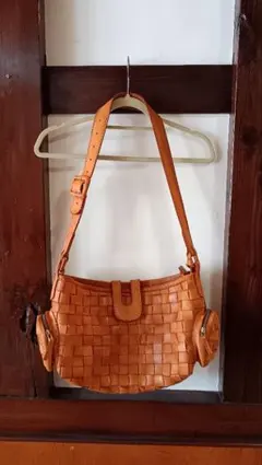 オレンジ編み込みレザーショルダーバッグ