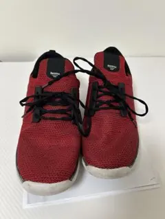 Bershka 赤 靴　スニーカー　メッシュ