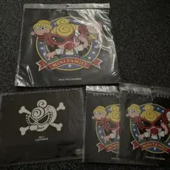 ヒスミニ　新品　壁掛け・卓上カレンダー　4点