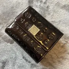 クレーサス　三つ折り財布