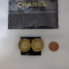CHANEL ココマーク ラインストーン イヤリング ゴールド新品未使用のサムネイル