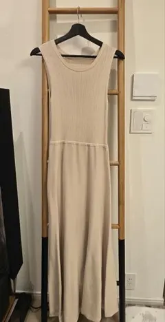 NOBLE ベージュ ニット ノースリーブ ロングワンピース