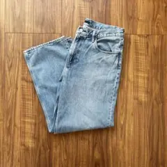 美品 ユニクロ ワイドストレートジーンズ ライトブルー 34