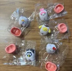 4☆ サンリオキャラクターズ　みんなでなっちゃお！ カプセルトイ　ガチャ　歯