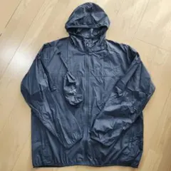 未使用品　ユニクロ　ポケッタブルパーカー　メンズ　XL　ネイビー