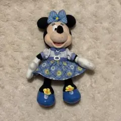 ディズニーリゾート　ミニーマウスぬいぐるみバッジ