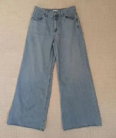 UNIQLO フレアデニム ワイドフィットライトブルー