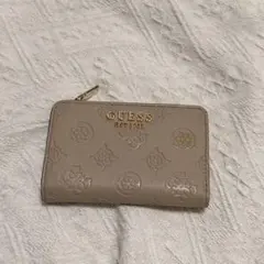 GUESS 二つ折り財布 ベージュのサムネイル