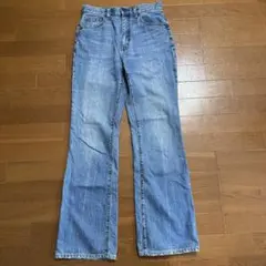 破れあり　GU セミフレアジーンズ　股下78cm