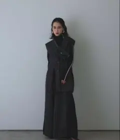 Andrea &coブラックストライプ アシンメトリー セットアップ