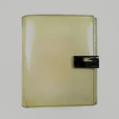GUCCI グッチ 二つ折り財布 パテントレザー