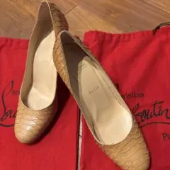 Christian Louboutin ベージュ ハイヒールパイソンお値下げ