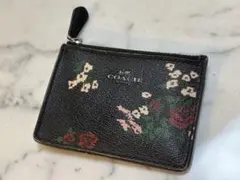coach キーリング付きパスケース 花柄 黒