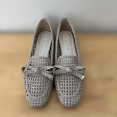 DIANA グレー 編み込みフラットシューズ