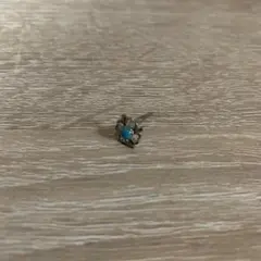 ピアス フラワーモチーフ ターコイズ風のサムネイル