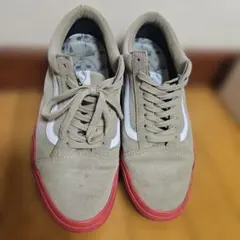 Item thumbnail for item ee966732-c759-4928-bb3d-9ed033c3ed0e