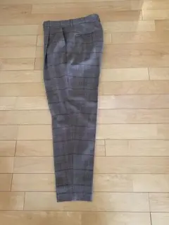 チェック柄　パンツ　美品　アパートバイローリーズ