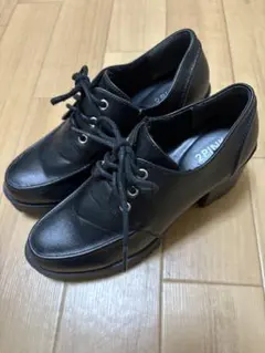 【5/6まで出品】しまむら　2pink マニッシュ厚底ローファー　Lサイズ
