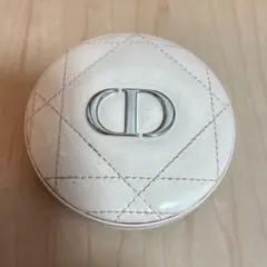 ディオールスキンフォーエバークチュールルミナイザー　01