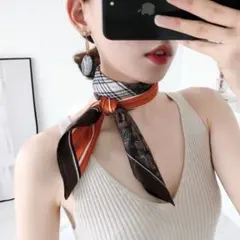 〇おすすめ⭐️高見え 配色ペイズリースカーフ お洒落 個性的 綺麗系 新品 美品