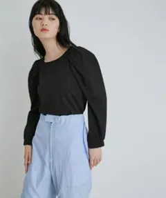 【新品】ADAM ET ROPE タックパフショルダープルオーバー