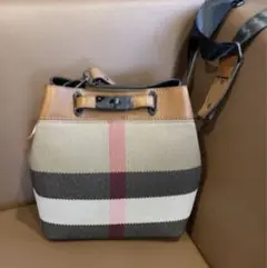 上品‼️高見え　チェック柄　綺麗目　本革ショルダーバック　新品未使用