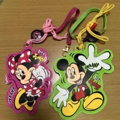 ミッキーマウス　ミニーマウス　パスケース　ディズニー　セット