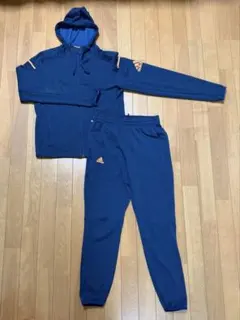 adidas climalite ネイビー フード付きジャケットとパンツセット