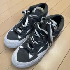 Nike sacaiスニーカー グレー/ホワイト