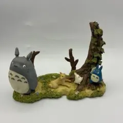 トトロ 陶器フィギュア　ジブリのサムネイル