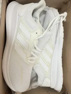 adidas FALCONRUN W ホワイト 25.5 cm