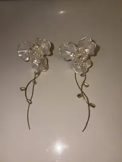 花デザイン イヤリング パール風