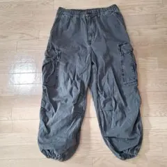 GU ダークグレー カーゴパンツ