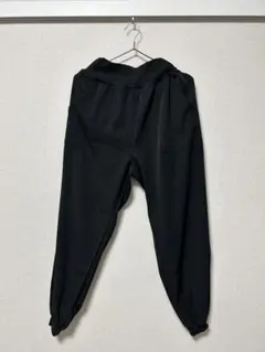 GU 黒 サルエルパンツ