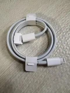 iPhone 正規品　充電器　ケーブル